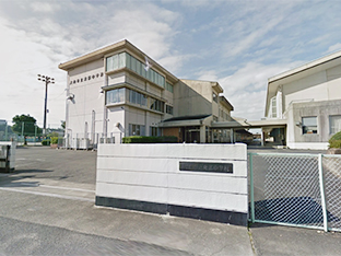 東部中学校